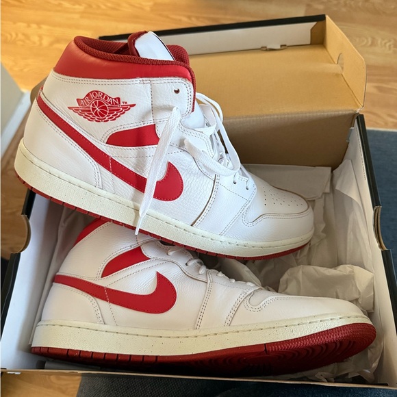 Jordan 1 - Picture 1 of 4